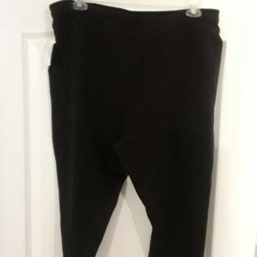 Capris - Picture 3 of 3
